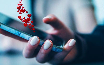 How to make a girl happy with words